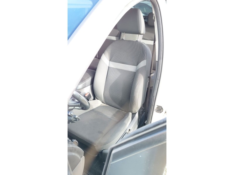 Recambio de asiento delantero izquierdo para ford kuga i 2.0 tdci referencia OEM IAM   