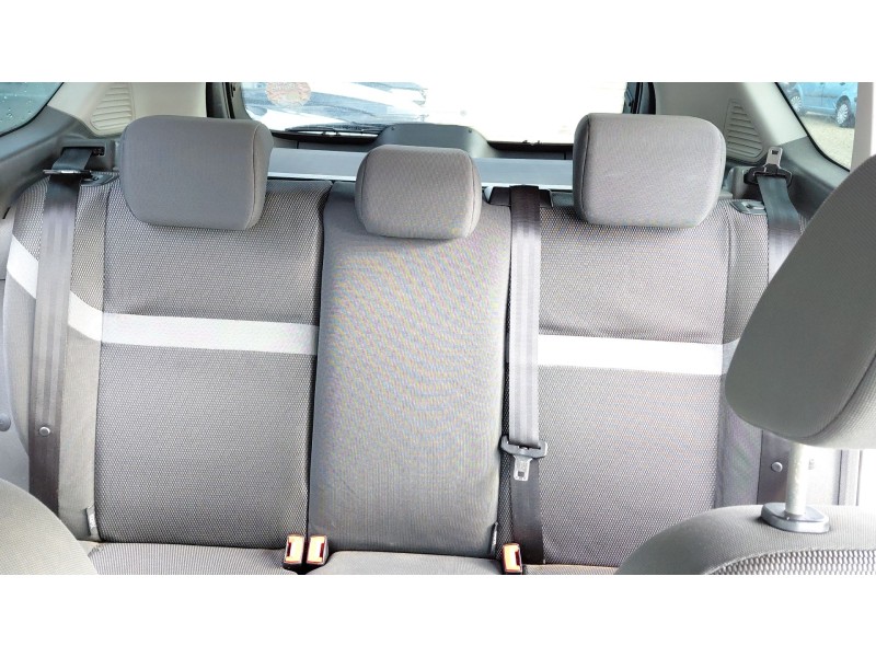 Recambio de asientos traseros para ford kuga i 2.0 tdci referencia OEM IAM   