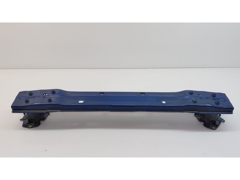 Recambio de refuerzo paragolpes delantero para toyota auris hybrid business referencia OEM IAM   