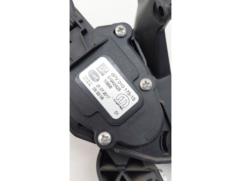 Recambio de pedal acelerador para jeep renegade suv (bu, b1, bv) 1.6 crd referencia OEM IAM 51942423  