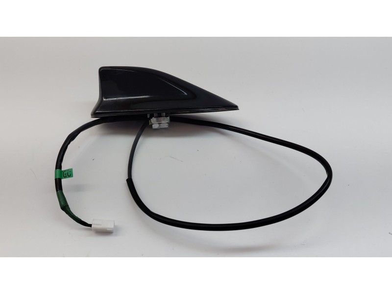 Recambio de antena para toyota auris hybrid business referencia OEM IAM V310838C  
							
