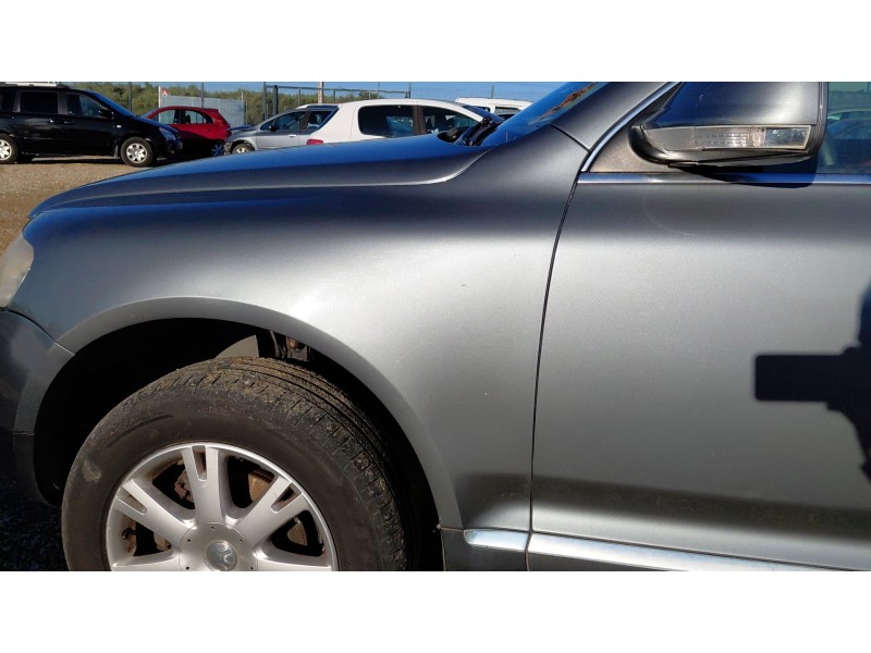 Recambio de aleta delantera izquierda para volkswagen touareg (7la, 7l6, 7l7) 2.5 r5 tdi referencia OEM IAM   