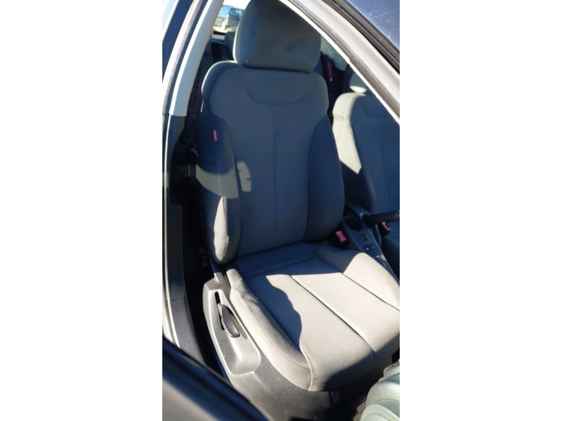 Recambio de asiento delantero derecho para seat leon (1p1) 1.9 tdi referencia OEM IAM   
