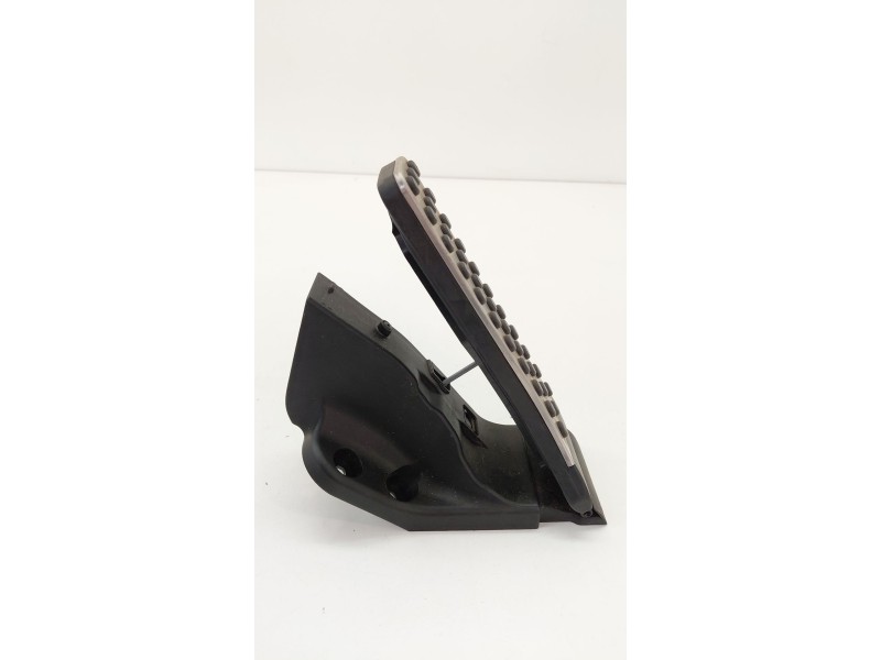 Recambio de potenciometro pedal para mercedes-benz clase e descapotable (a238) e 200 (238.442) referencia OEM IAM A2053000104  