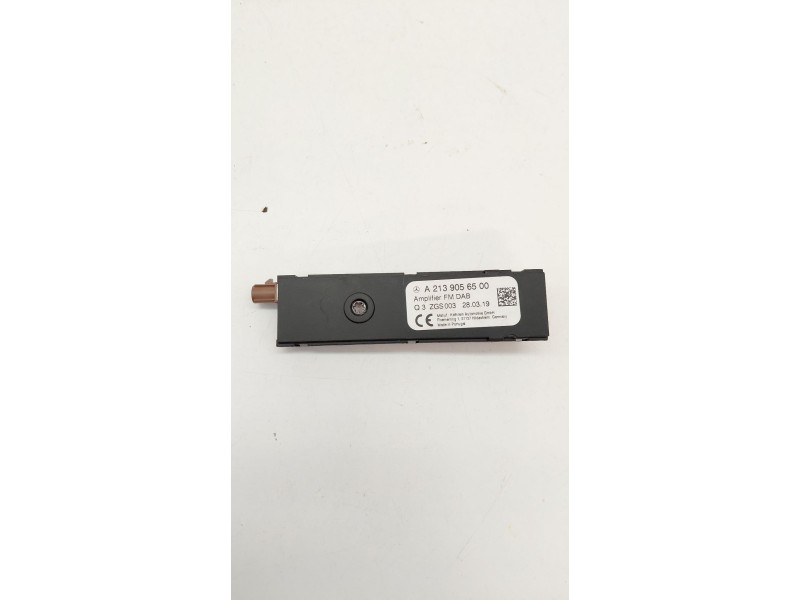 Recambio de antena para mercedes-benz clase e descapotable (a238) e 200 (238.442) referencia OEM IAM A2139056500  
							