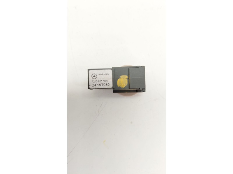 Recambio de no identificado para mercedes-benz clase e descapotable (a238) e 200 (238.442) referencia OEM IAM A2138200600  