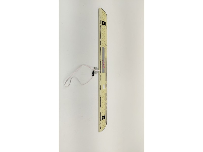 Recambio de moldura para mercedes-benz clase e descapotable (a238) e 200 (238.442) referencia OEM IAM A2056802806  
							