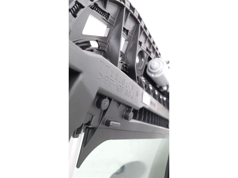 Recambio de techo electrico para nissan x-trail iii (t32_, t32r, t32rr) 1.6 dci (t32) referencia OEM IAM 7711181  
							