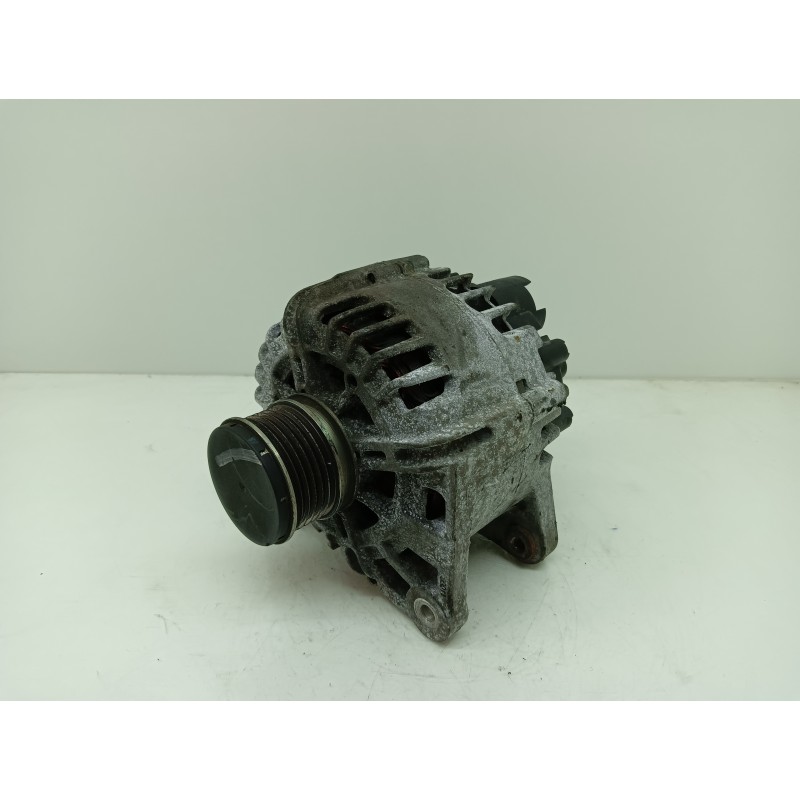 Recambio de alternador para renault megane iii berlina 5 p 1.5 dci diesel fap referencia OEM IAM 2606288A  