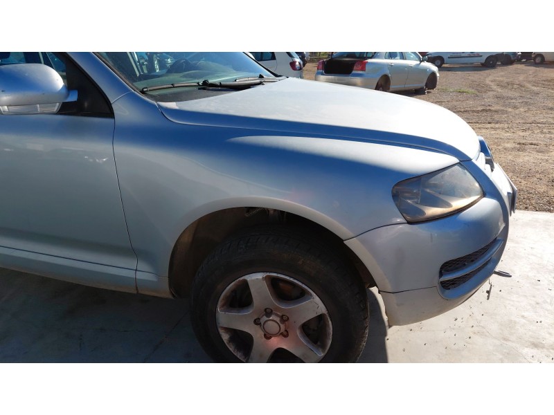 Recambio de aleta delantera derecha para volkswagen touareg (7la, 7l6, 7l7) 2.5 r5 tdi referencia OEM IAM   
							