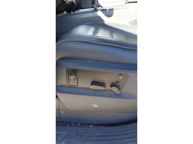Recambio de asiento delantero izquierdo para volkswagen touareg (7la, 7l6, 7l7) 2.5 r5 tdi referencia OEM IAM   
							