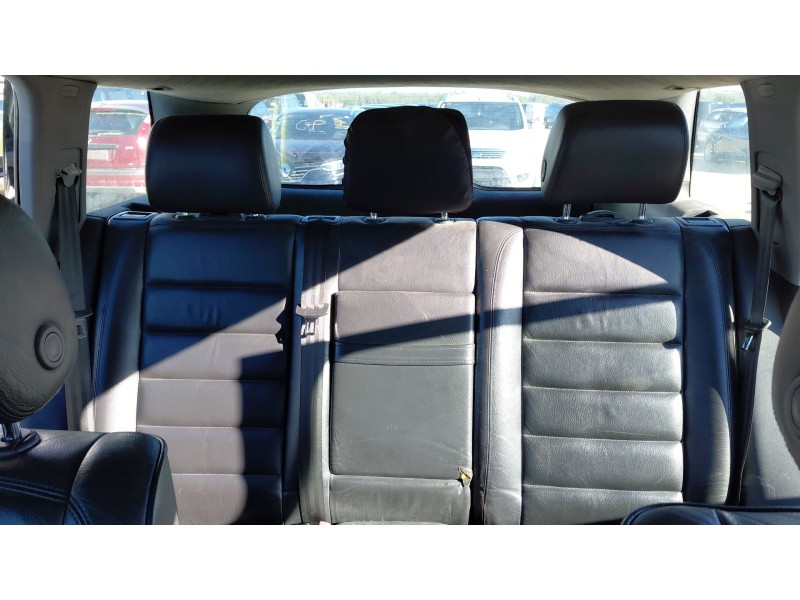 Recambio de asientos traseros para volkswagen touareg (7la, 7l6, 7l7) 2.5 r5 tdi referencia OEM IAM   
							