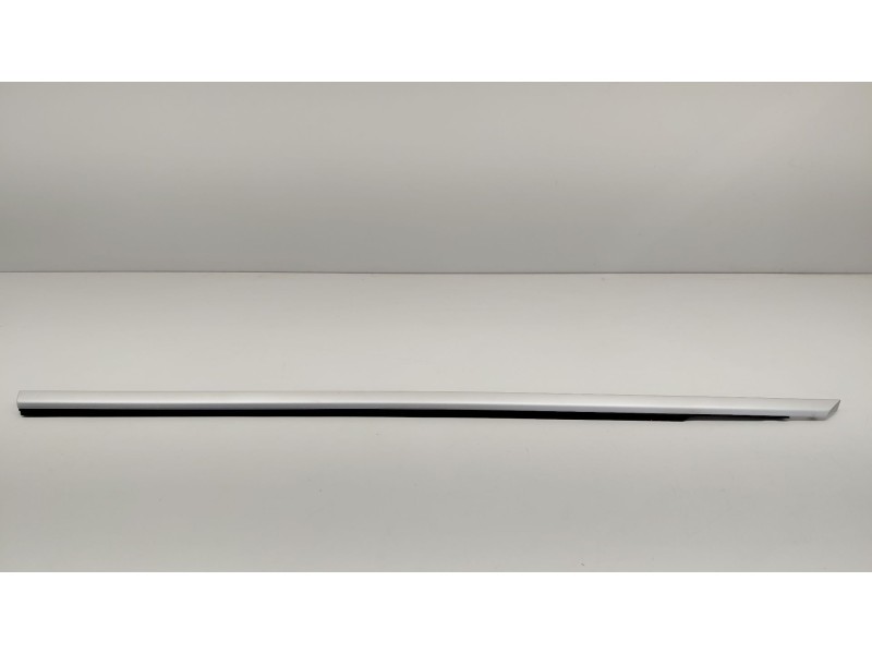 Recambio de moldura para mercedes-benz clase e descapotable (a238) e 200 (238.442) referencia OEM IAM A23872023072B12  
							