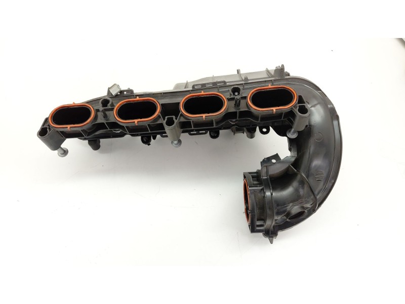Recambio de colector admision para mercedes-benz clase e descapotable (a238) e 200 (238.442) referencia OEM IAM A2740900037  