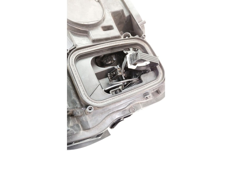 Recambio de faro izquierdo para mercedes-benz clase e descapotable (a238) e 200 (238.442) referencia OEM IAM A2139067506  
							