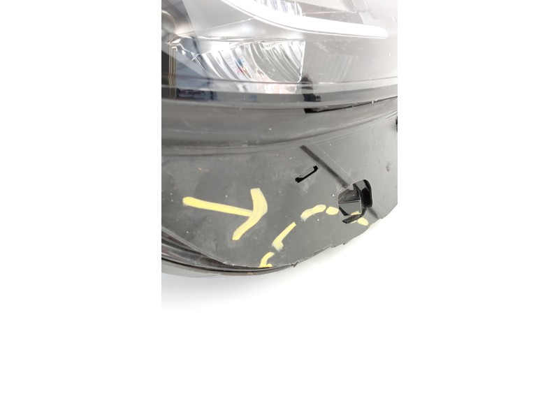 Recambio de faro derecho para mercedes-benz clase e descapotable (a238) e 200 (238.442) referencia OEM IAM A2139067606  
							