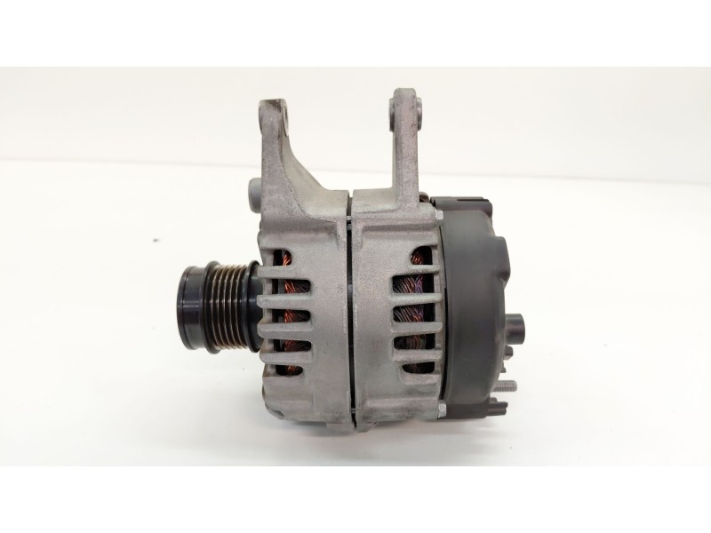 Recambio de alternador para mercedes-benz clase e descapotable (a238) e 200 (238.442) referencia OEM IAM A0009066906  