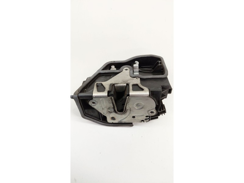 Recambio de cerradura puerta delantera izquierda para bmw serie 3 coupe (e92) 2.0 16v cat referencia OEM IAM 7202143  
							