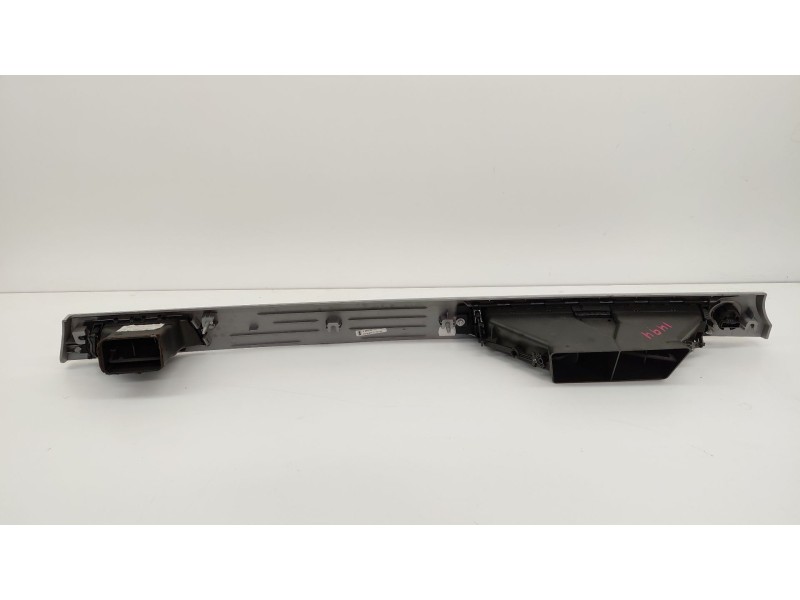 Recambio de rejilla aireadora para bmw serie 3 coupe (e92) 2.0 16v cat referencia OEM IAM 698564101  