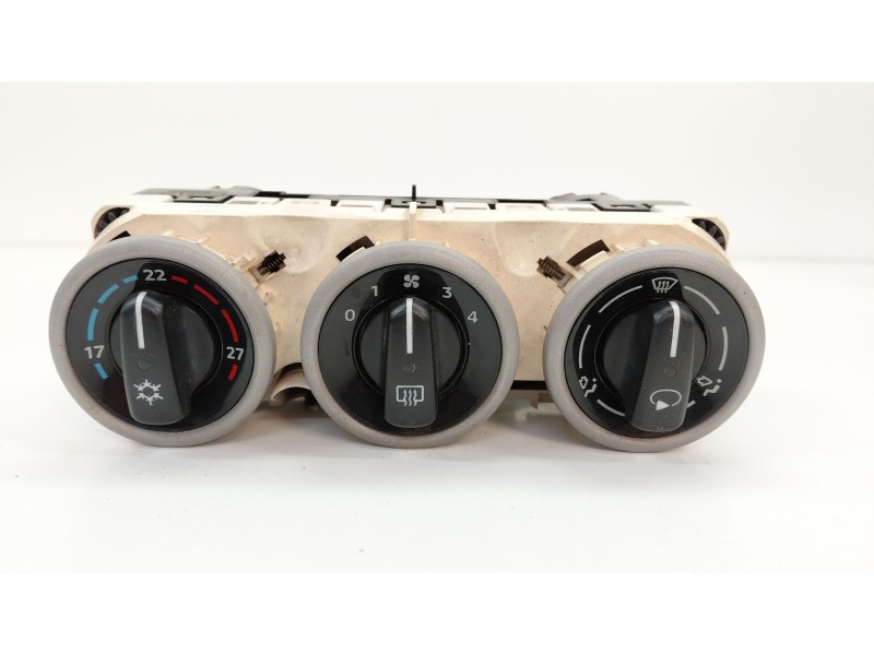 Recambio de mando calefaccion / aire acondicionado para smart forfour 1.3 cat referencia OEM IAM 983853B-C  
							