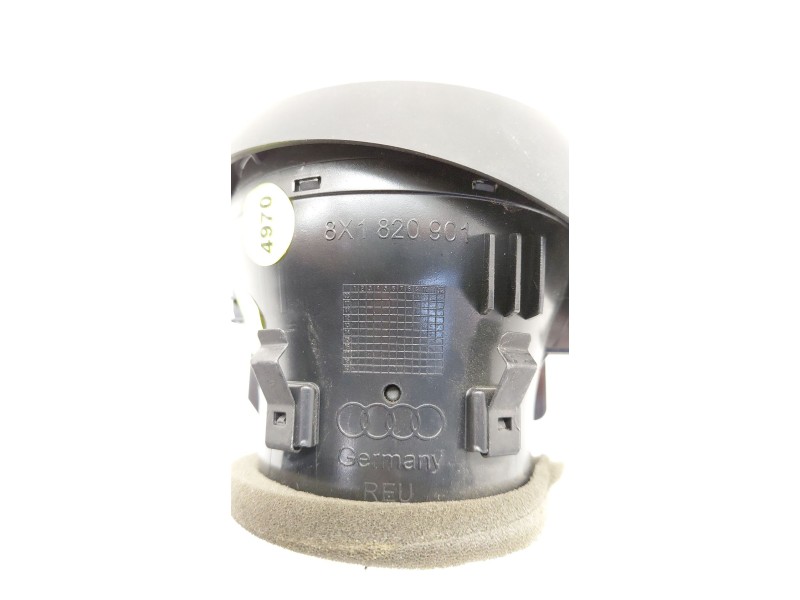 Recambio de rejilla aireadora para audi a1 (8x) 1.2 16v tfsi referencia OEM IAM 8X1820901  