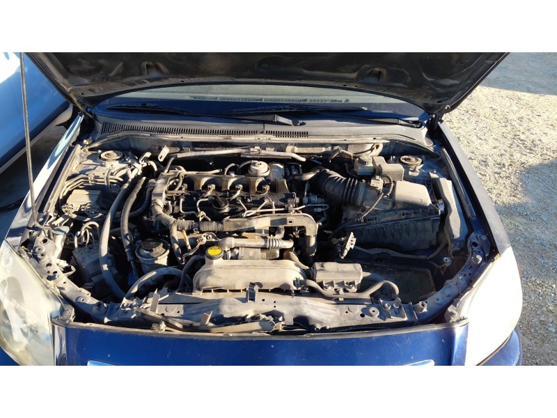 toyota avensis (_t25_) del año 2006