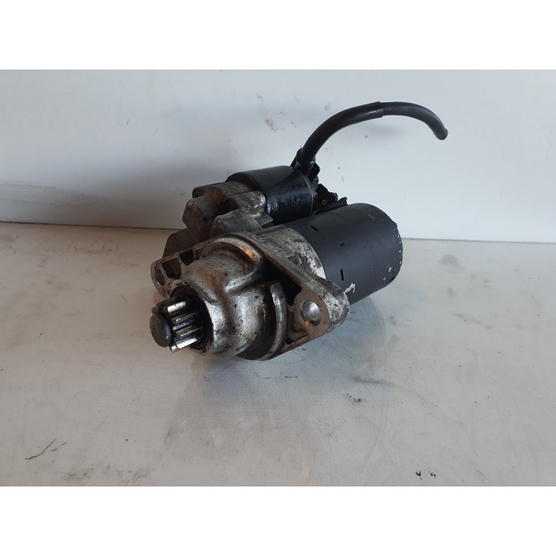 Recambio de alternador para volkswagen polo (9n1) 1.4 16v referencia OEM IAM 021911023G  