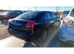 Recambio de cerradura puerta trasera derecha para toyota avensis (_t25_) 2.0 d-4d (adt250_) referencia OEM IAM   