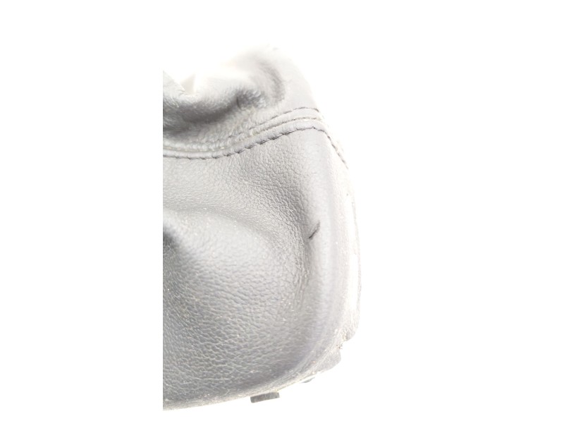 Recambio de pomo palanca cambio para audi a1 (8x) 1.2 16v tfsi referencia OEM IAM 8P0863279  
							