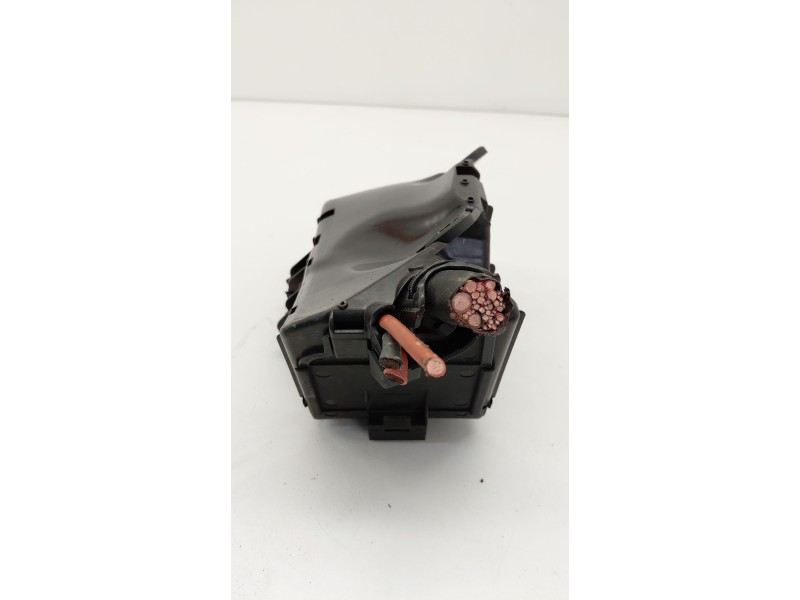 Recambio de caja reles / fusibles para volkswagen golf vii lim. 1.6 16v tdi dpf referencia OEM IAM 5Q0907361G  