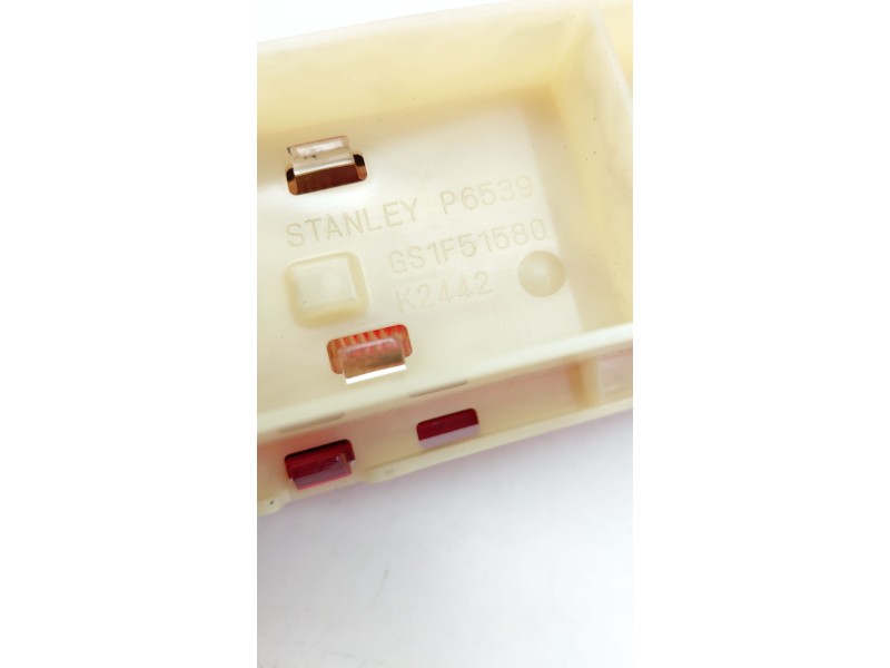 Recambio de luz central de freno para mazda 6 hatchback (gh) 2.2 d (gh10) referencia OEM IAM GS1F51580  
							