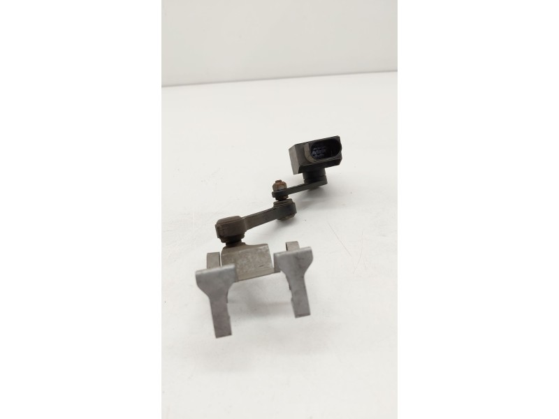 Recambio de sensor para mercedes-benz clase e descapotable (a238) e 200 (238.442) referencia OEM IAM A0009053704  