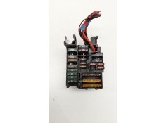 Recambio de caja reles / fusibles para mercedes-benz clase e descapotable (a238) e 200 (238.442) referencia OEM IAM A2135400414 