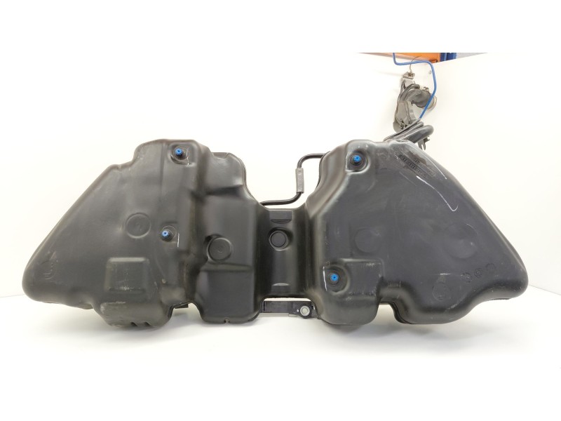 Recambio de deposito combustible para mercedes-benz clase e descapotable (a238) e 200 (238.442) referencia OEM IAM A2054705990  