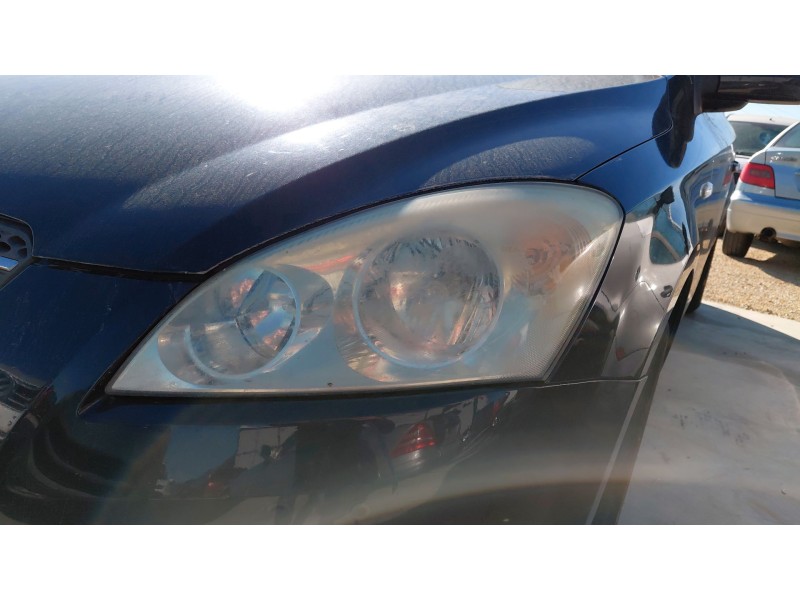 Recambio de faro izquierdo para kia cee´d hatchback (ed) 1.6 cvvt referencia OEM IAM   