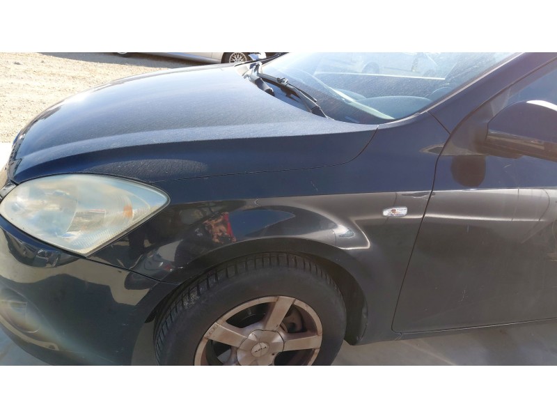 Recambio de aleta delantera izquierda para kia cee´d hatchback (ed) 1.6 cvvt referencia OEM IAM   