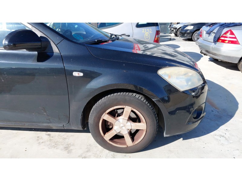 Recambio de aleta delantera derecha para kia cee´d hatchback (ed) 1.6 cvvt referencia OEM IAM   