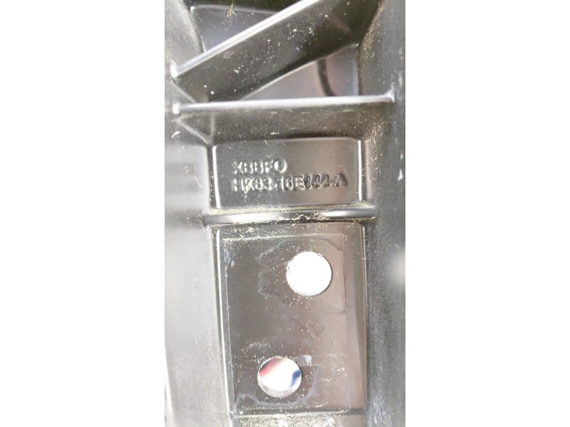 Recambio de travesaño superior para jaguar f-pace (x761) 2.0 td4 awd referencia OEM IAM HK8316E144A  
							