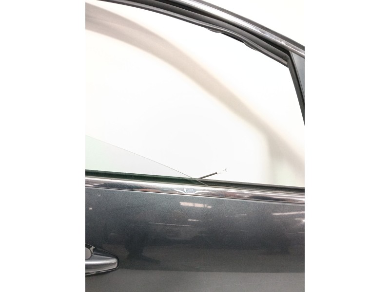 Recambio de puerta delantera derecha para peugeot 208 active referencia OEM IAM   
							