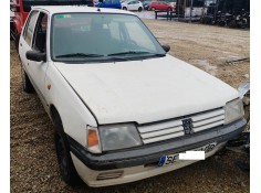 peugeot 205 furgoneta/hatchback del año 1998