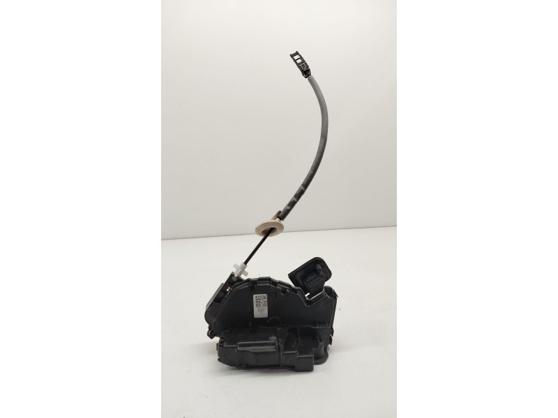 Recambio de cerradura puerta trasera izquierda para volkswagen arteon (3h7, 3h8) 2.0 tdi referencia OEM IAM 5NA839015E  
							