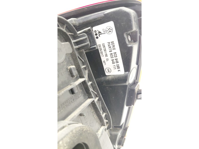 Recambio de piloto trasero izquierdo para volkswagen polo v (6r1, 6c1) 1.4 tdi referencia OEM IAM   