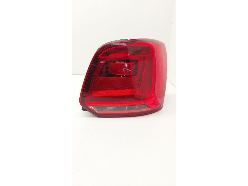 Recambio de piloto trasero derecho para volkswagen polo v (6r1, 6c1) 1.4 tdi referencia OEM IAM   
							