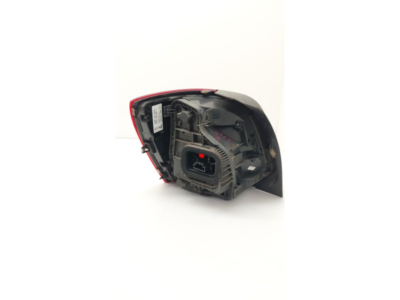 Recambio de piloto trasero derecho para volkswagen polo v (6r1, 6c1) 1.4 tdi referencia OEM IAM   
							