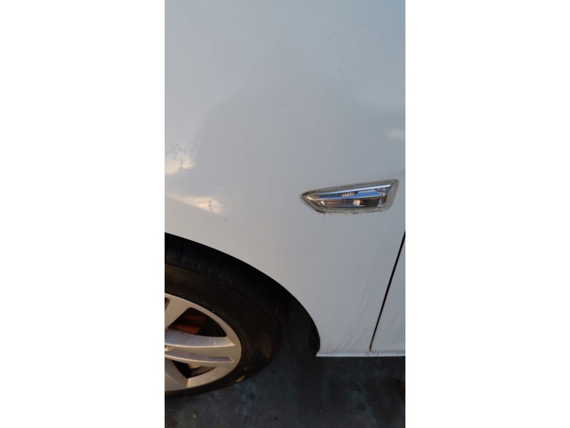 Recambio de aleta delantera izquierda para opel astra k (b16) 1.6 cdti (68) referencia OEM IAM   
							