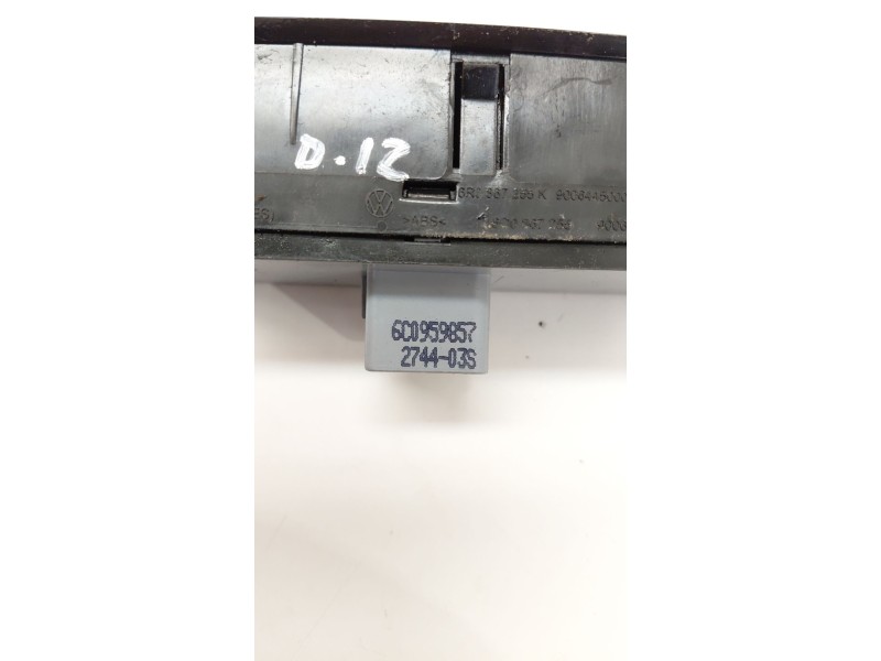 Recambio de mando elevalunas delantero izquierdo para volkswagen polo v (6r1, 6c1) 1.4 tdi referencia OEM IAM 6C0959857  
							