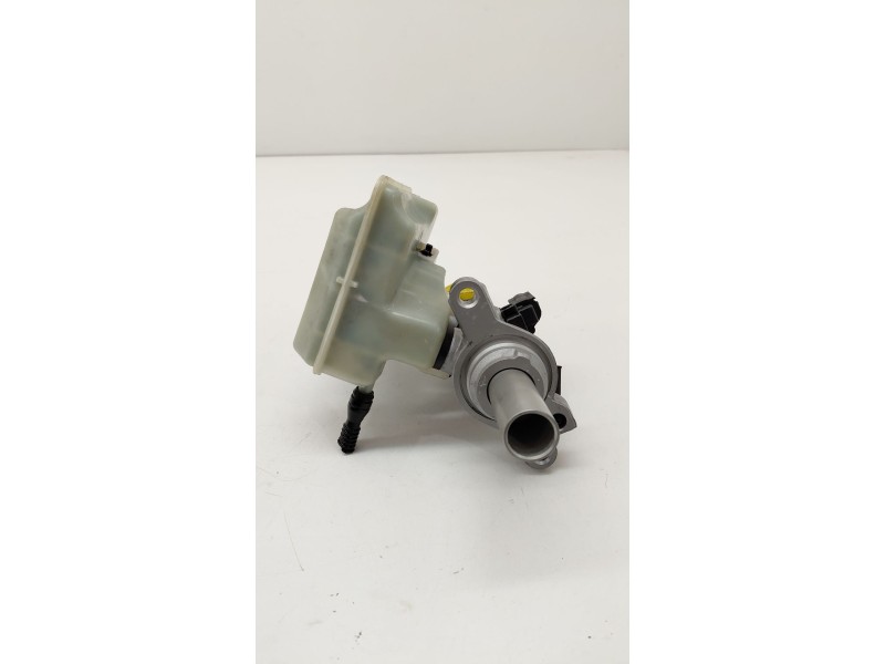 Recambio de bomba freno para skoda superb iii (3v3) 2.0 tdi referencia OEM IAM 5Q1611301D  