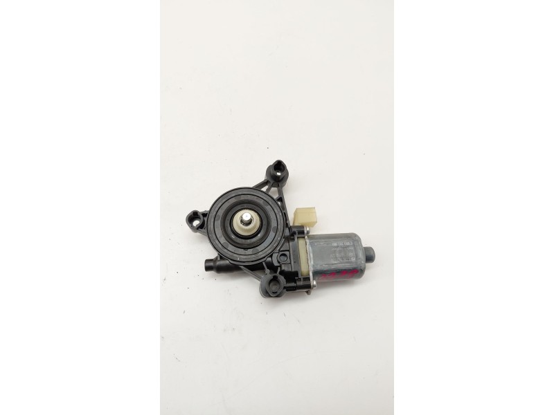 Recambio de motor elevalunas delantero derecho para skoda superb iii (3v3) 2.0 tdi referencia OEM IAM 5Q0959802B  