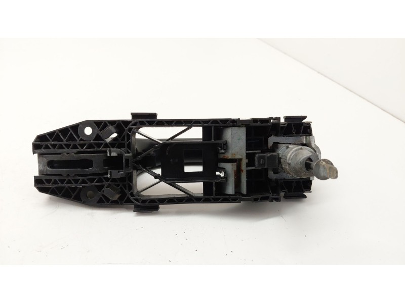 Recambio de maneta exterior delantera izquierda para skoda superb iii (3v3) 2.0 tdi referencia OEM IAM 7P6837885  
