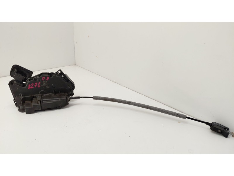 Recambio de cerradura puerta delantera derecha para skoda superb iii (3v3) 2.0 tdi referencia OEM IAM 5TB837016A  